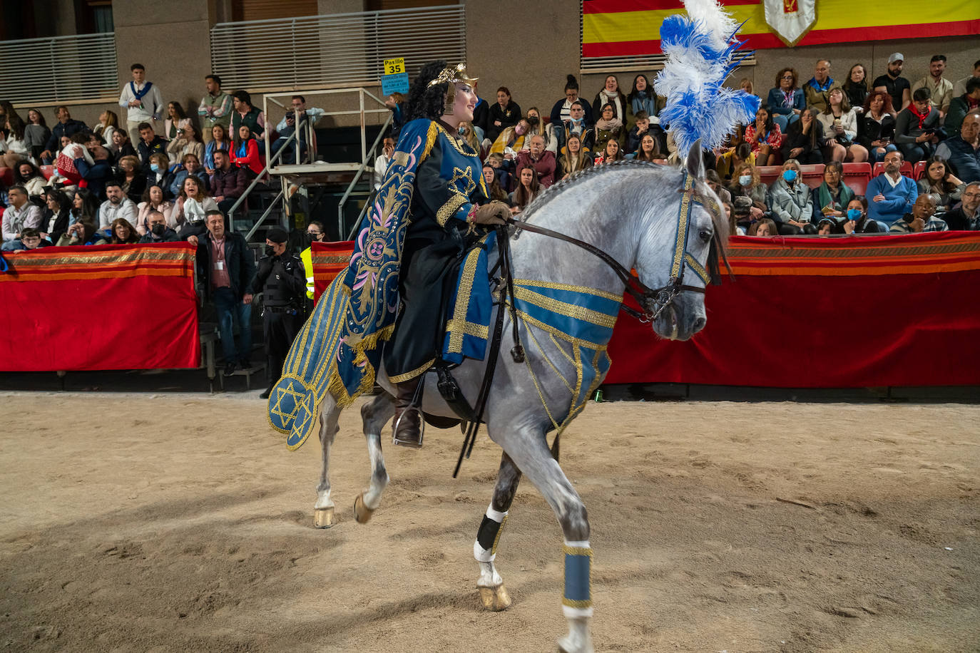 Fotos: El pueblo hebreo llena de júbilo la carrera en la noche del Domingo de Ramos en Lorca