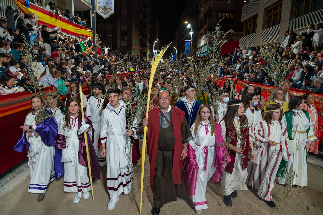 Fotos: El pueblo hebreo llena de júbilo la carrera en la noche del Domingo de Ramos en Lorca