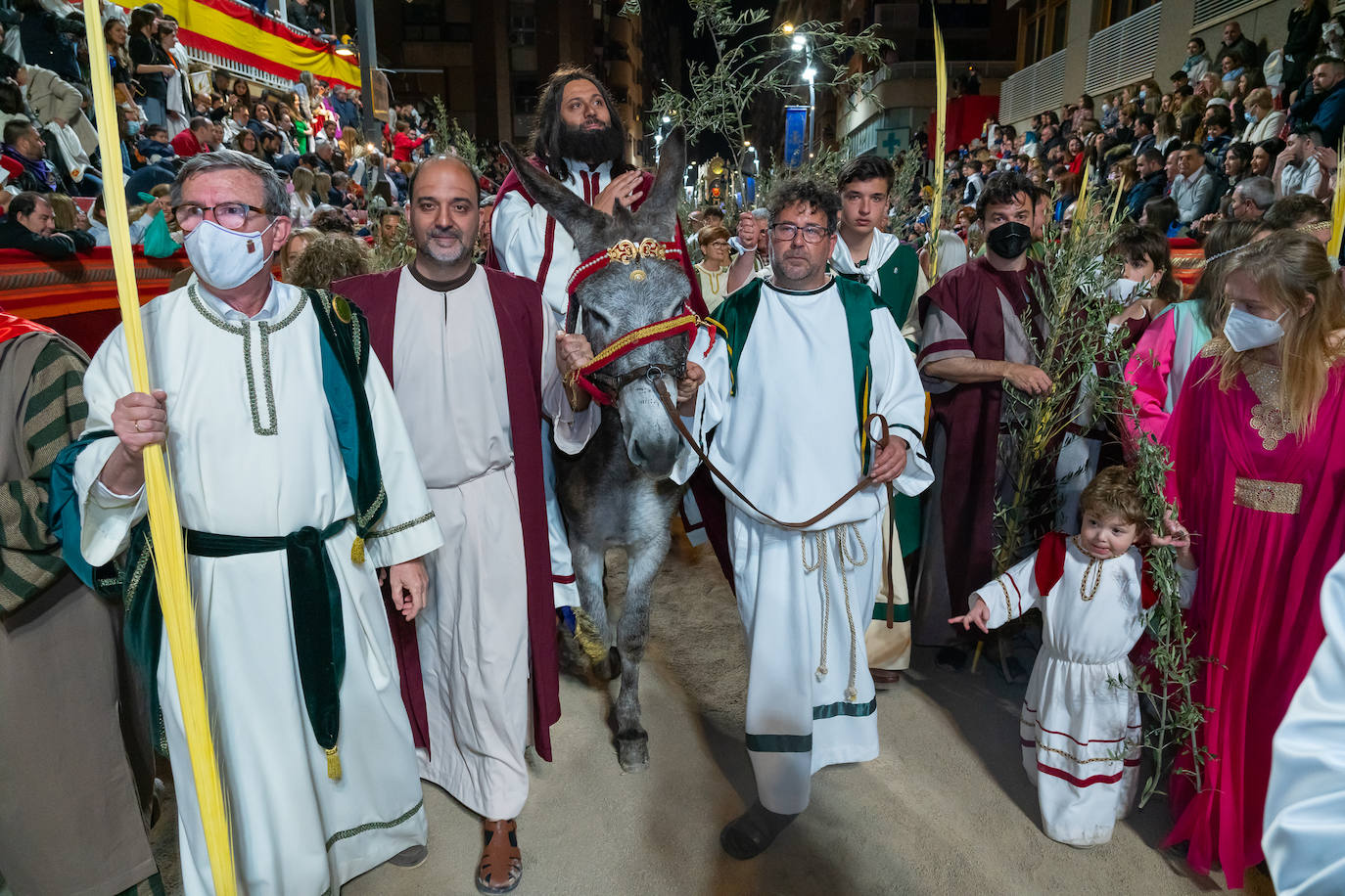 Fotos: El pueblo hebreo llena de júbilo la carrera en la noche del Domingo de Ramos en Lorca