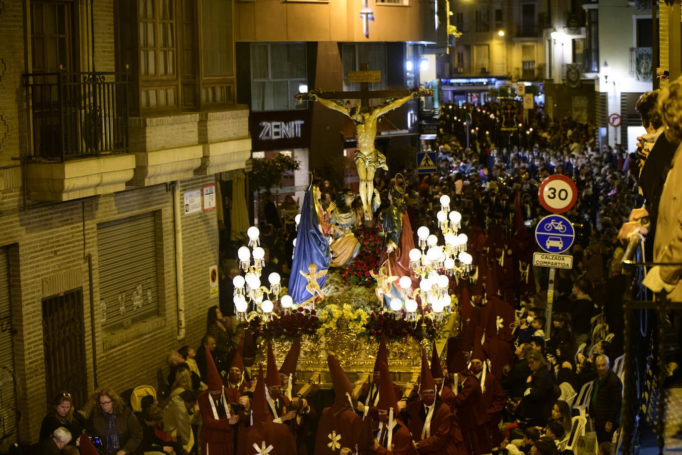 Fotos: El Perdón recorre las calles de Murcia en la procesión del Lunes Santo