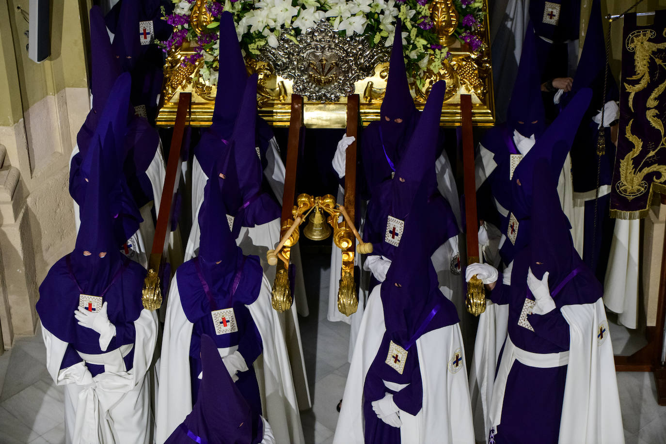 Fotos: La procesión del Rescate de Martes Santo, en imágenes