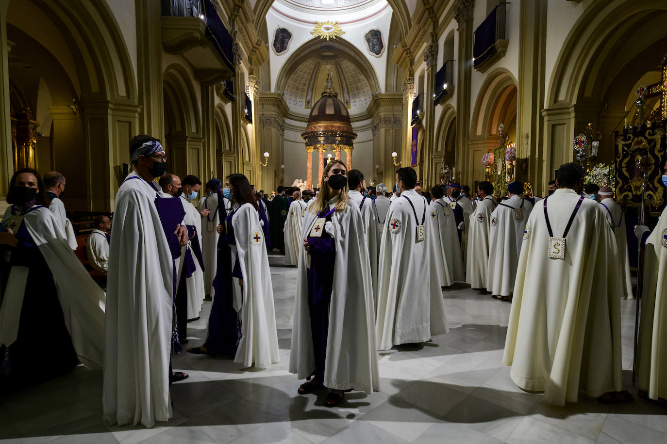 Fotos: La procesión del Rescate de Martes Santo, en imágenes