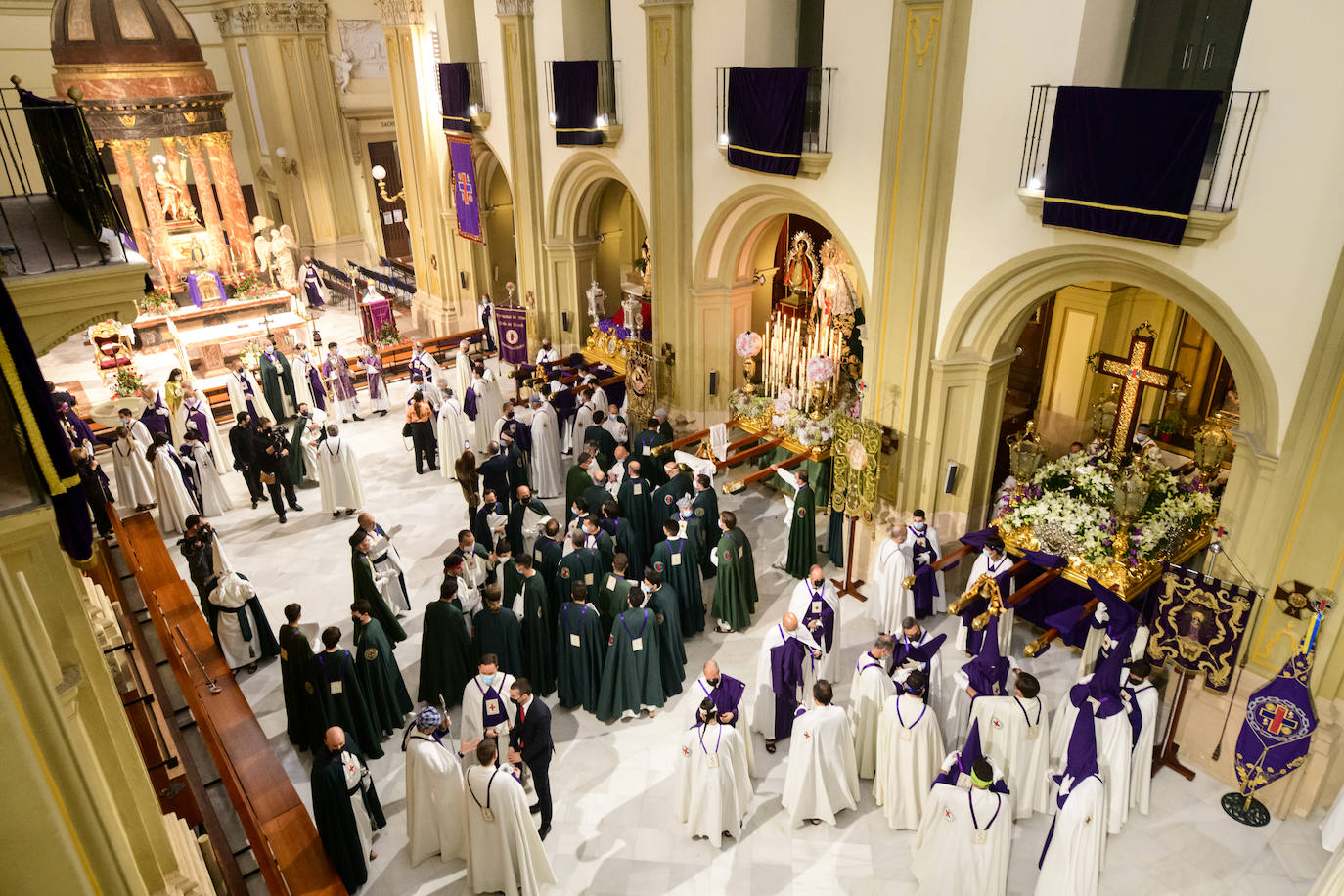 Fotos: La procesión del Rescate de Martes Santo, en imágenes