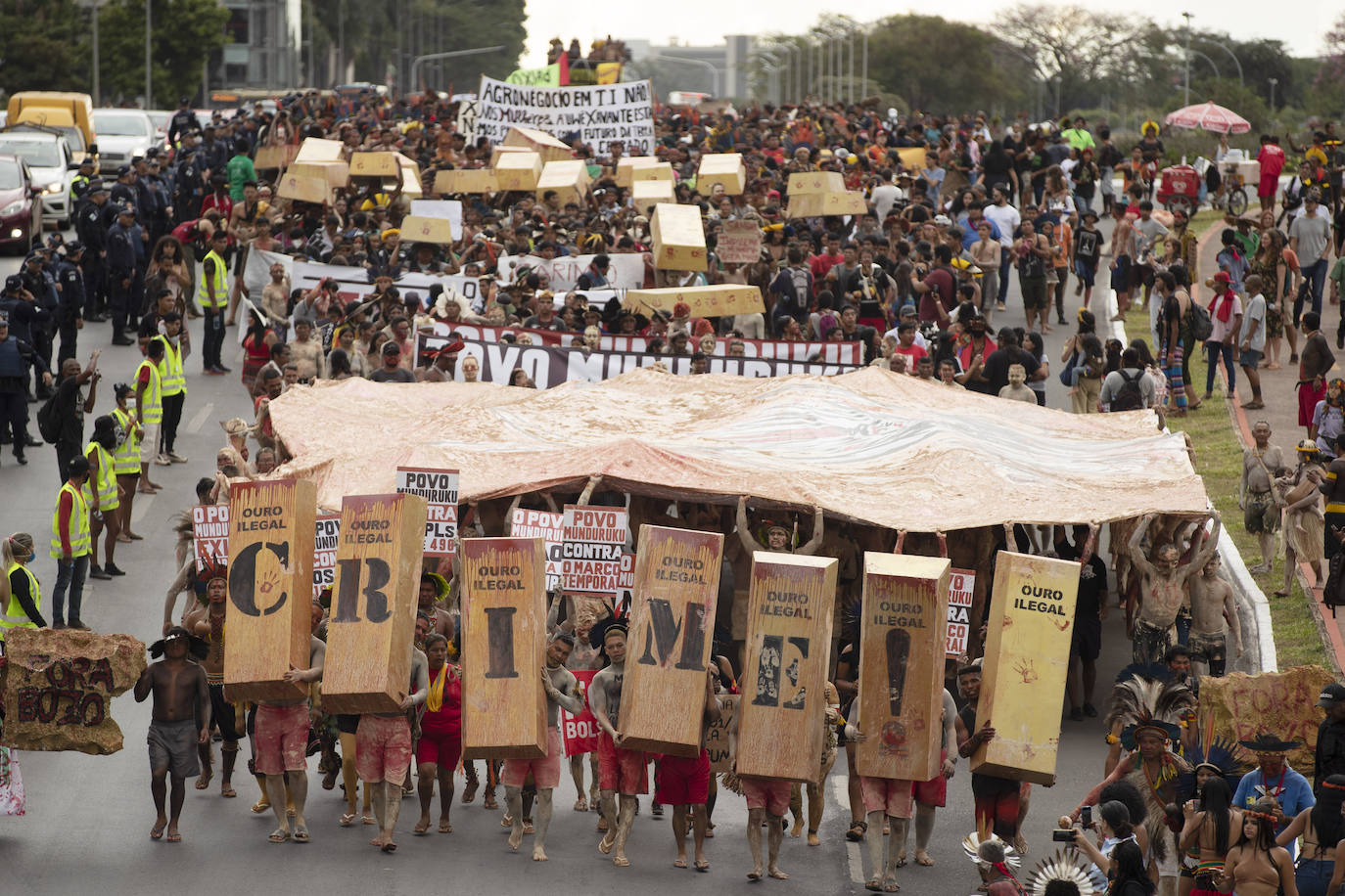 Fotos: Oro de Sangre