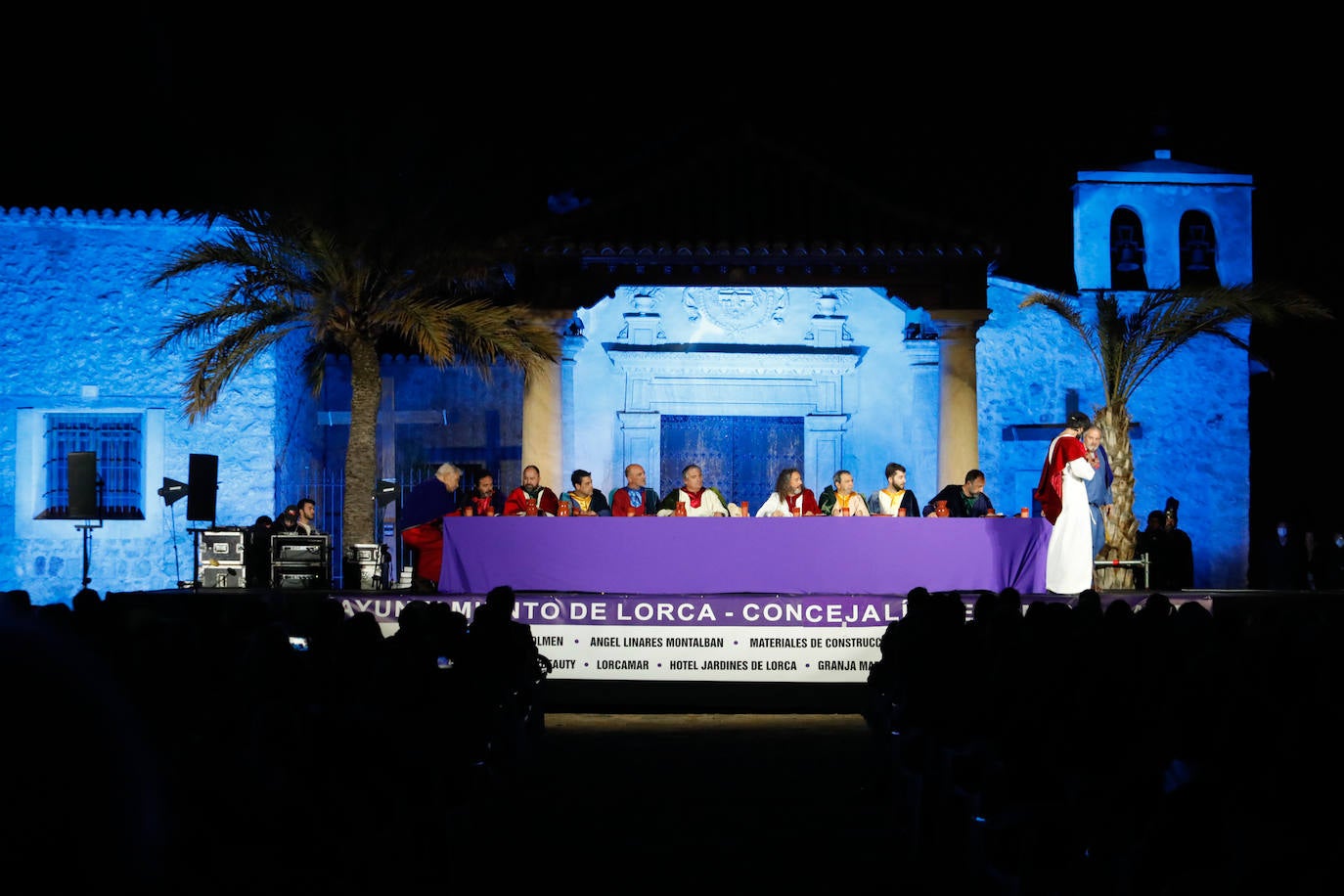 Fotos: Las imágenes del vía crucis del Lunes Santo en Lorca
