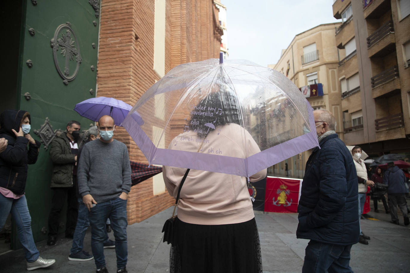 Fotos: Los californios cancelan la procesión del Prendimiento