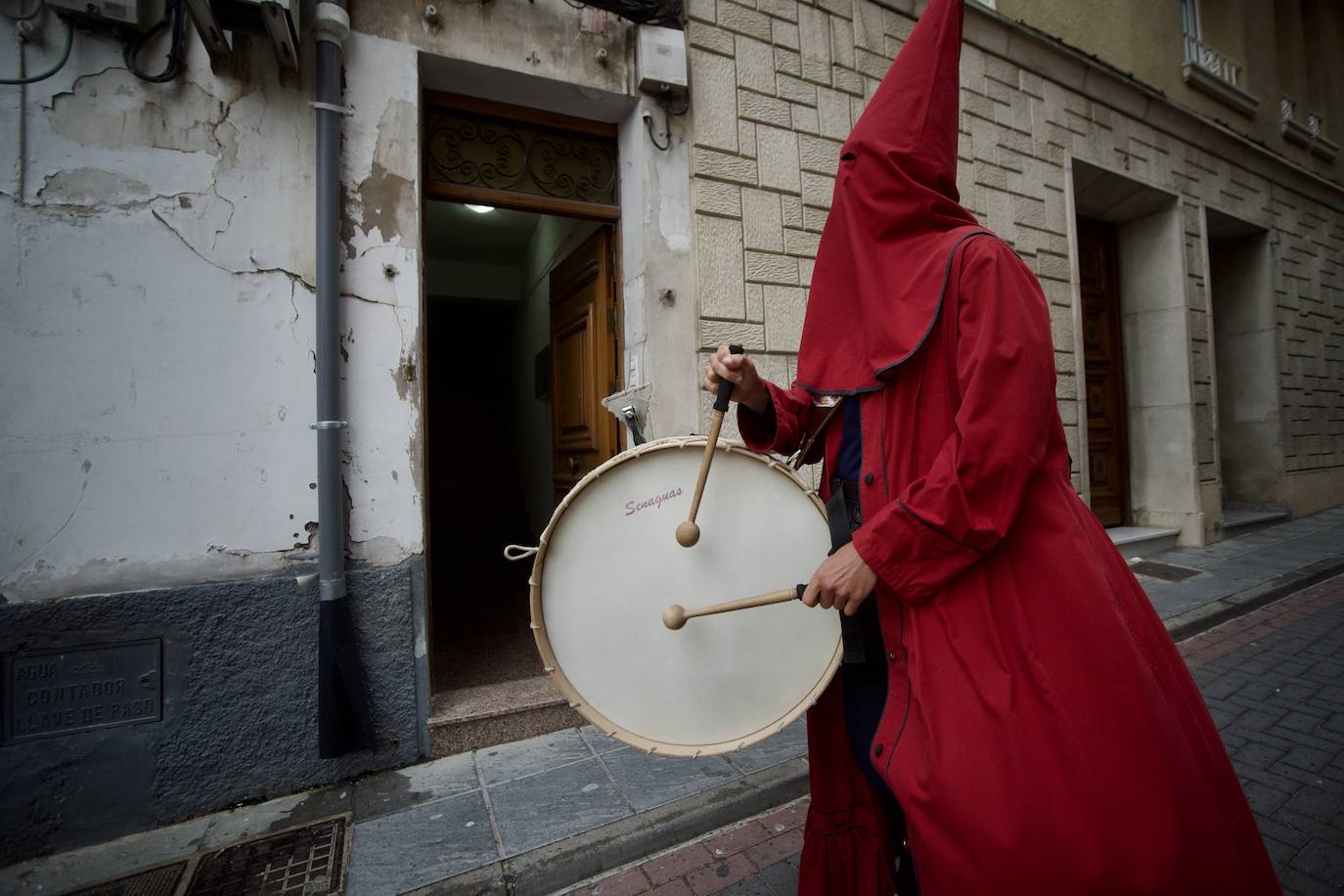Fotos: Los tambores vuelven a las calles de Moratalla en el Jueves Santo