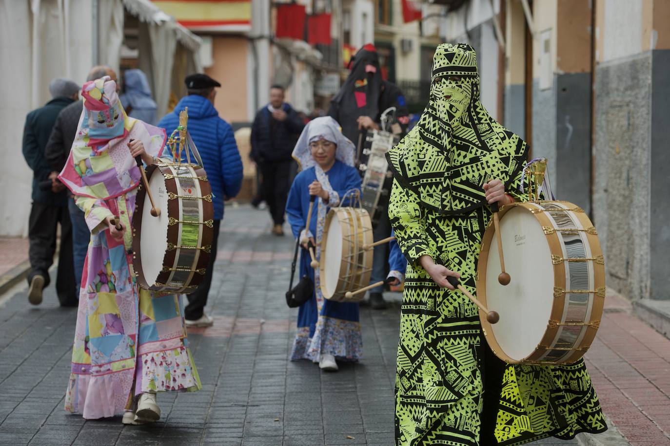 Fotos: Los tambores vuelven a las calles de Moratalla en el Jueves Santo