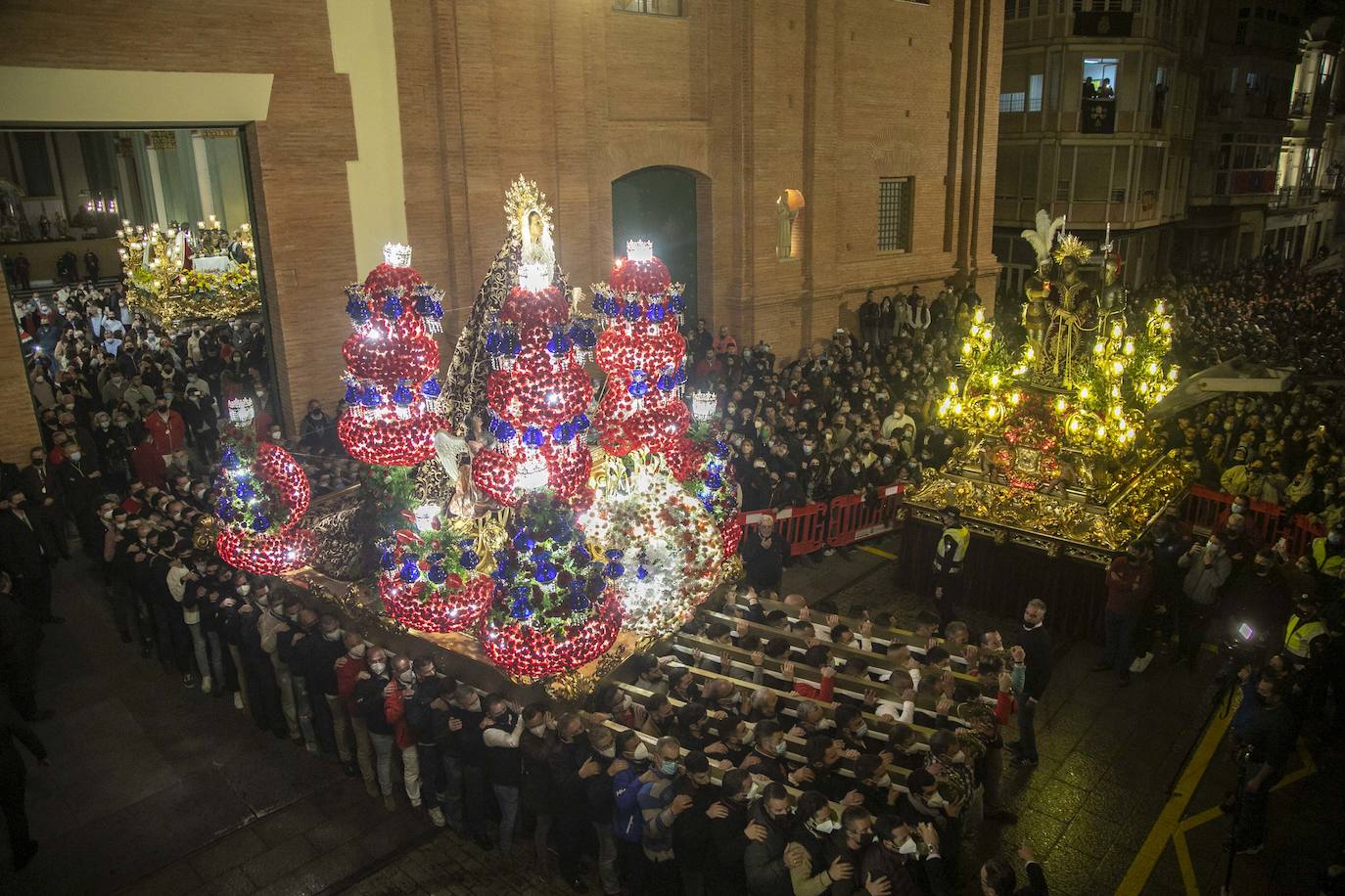 Fotos: Salve al Primer Dolor, único consuelo para los californios