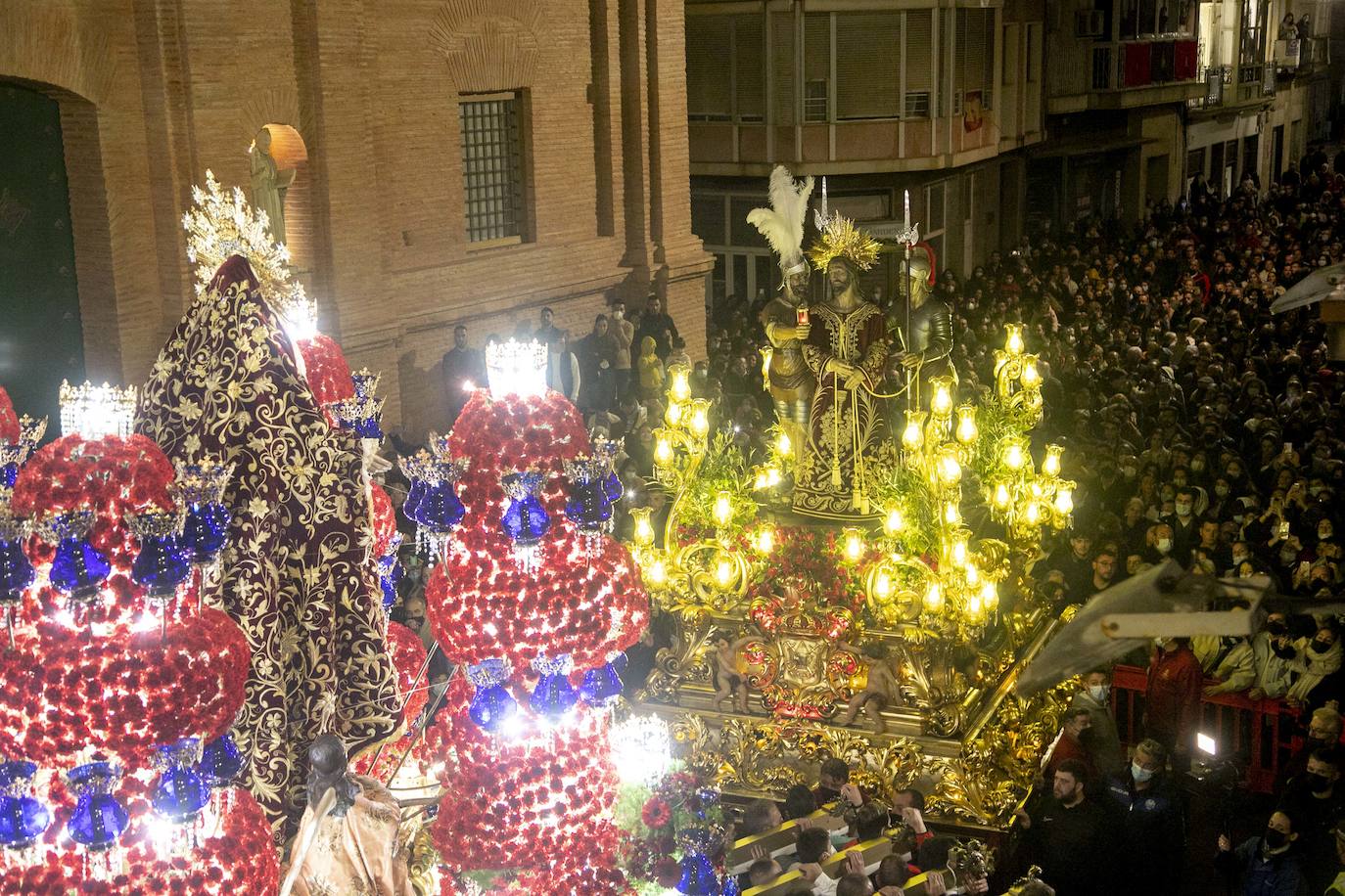 Fotos: Salve al Primer Dolor, único consuelo para los californios