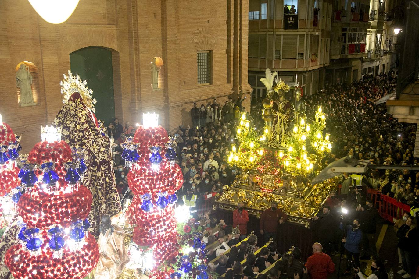 Fotos: Salve al Primer Dolor, único consuelo para los californios
