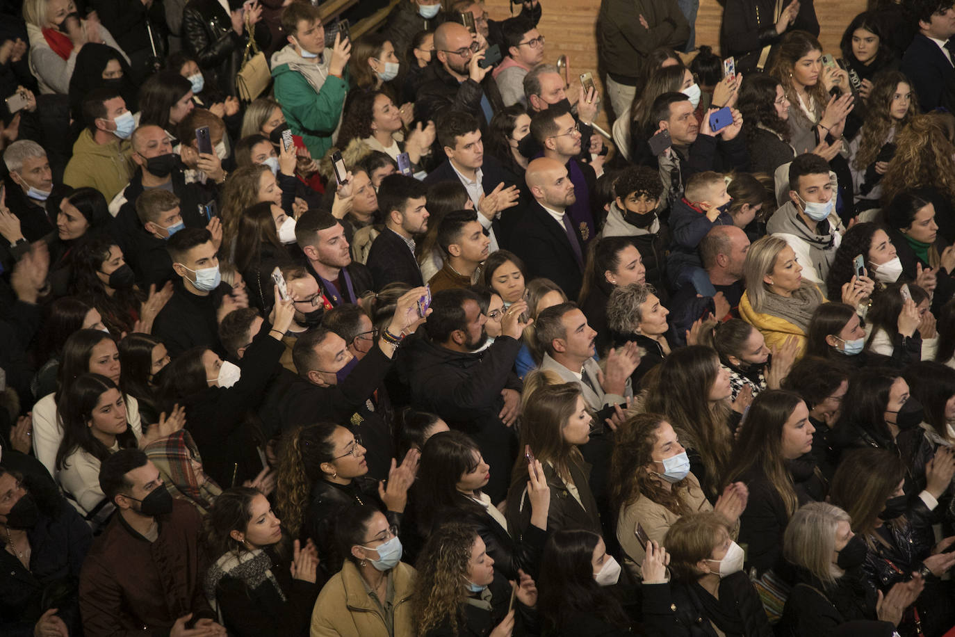 Fotos: Salve al Primer Dolor, único consuelo para los californios