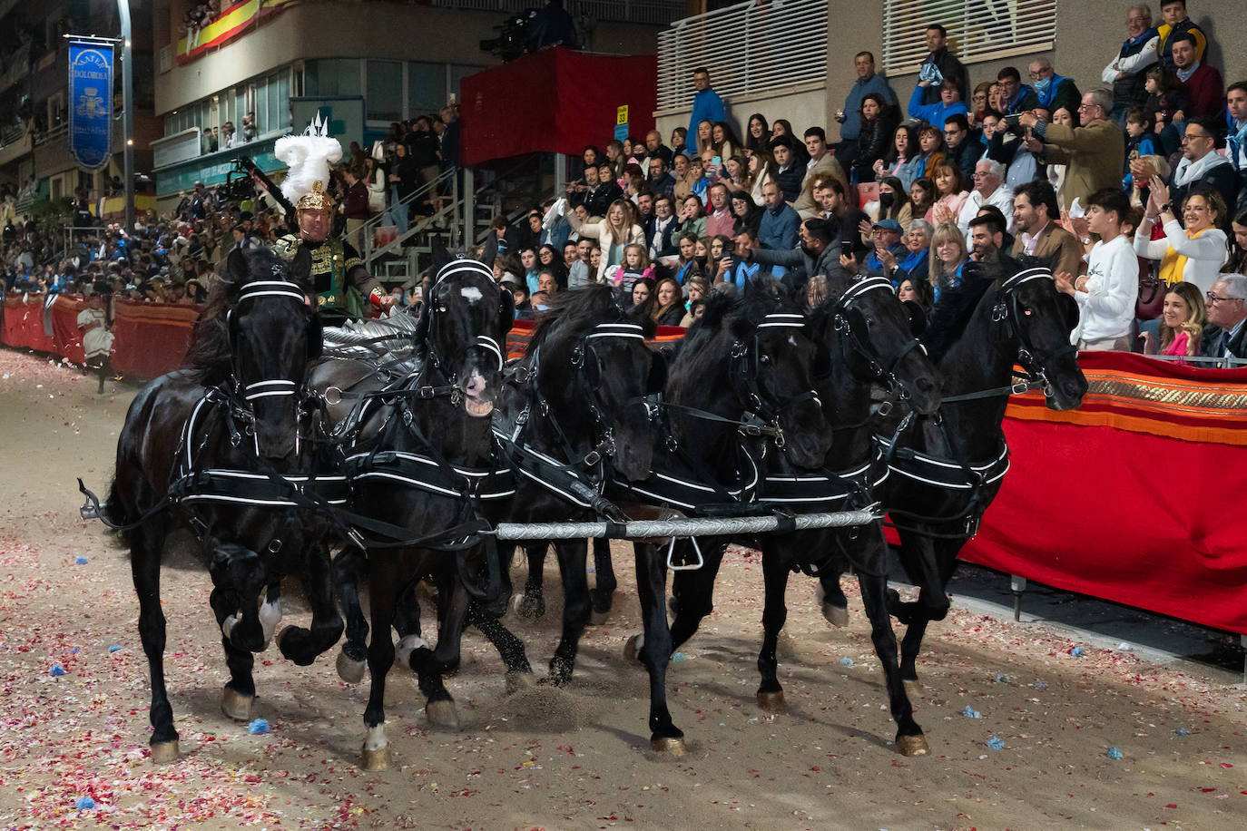 Fotos: Desfile bíblico-pasional del Viernes Santo en Lorca