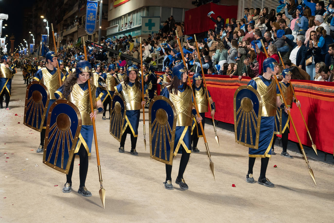 Fotos: Desfile bíblico-pasional del Viernes Santo en Lorca