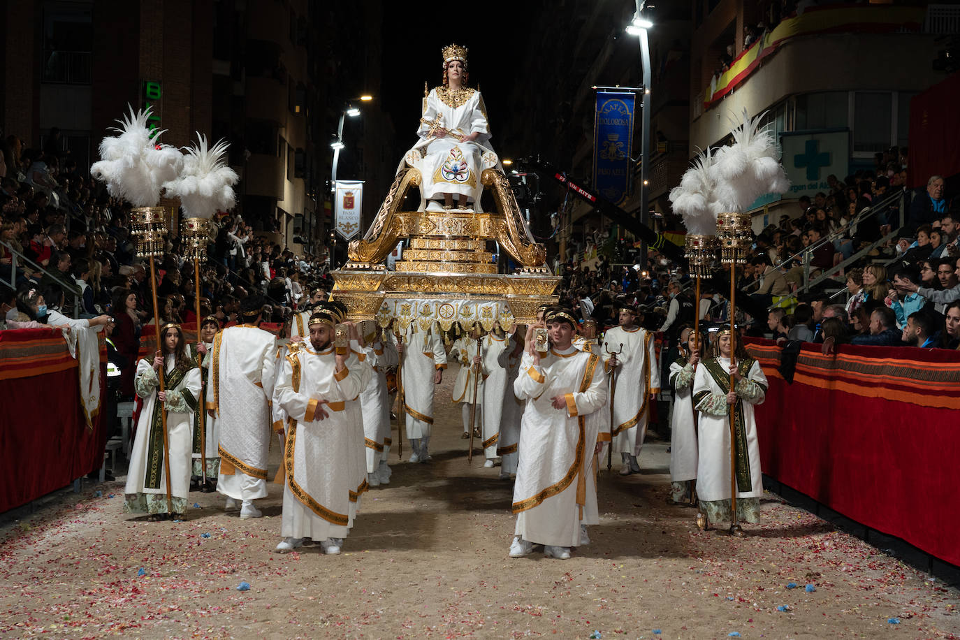 Fotos: Desfile bíblico-pasional del Viernes Santo en Lorca