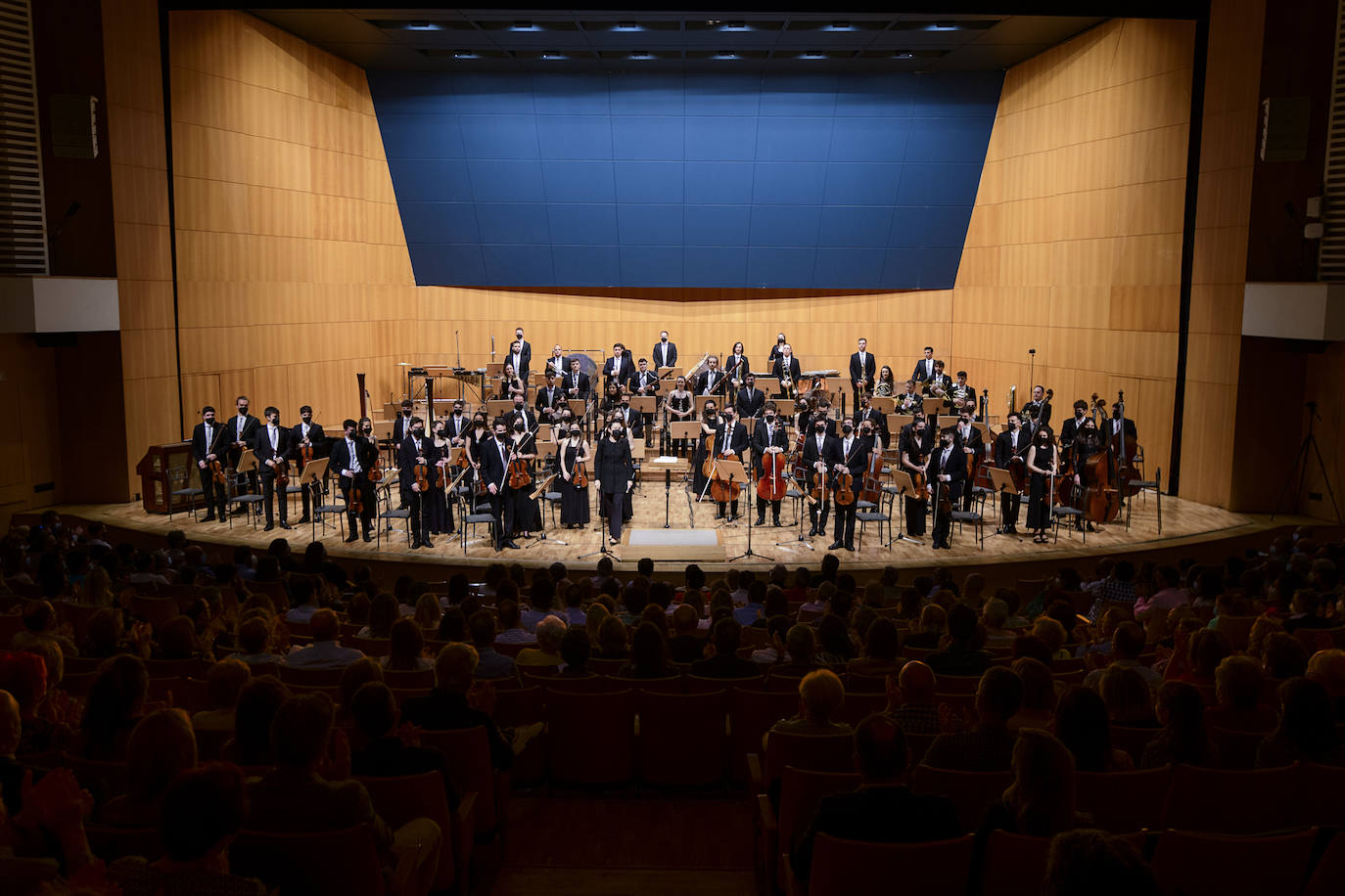 Fotos: Gran ovación a la Orquesta de Jovénes de la Región al interpretar &#039;La gran puerta de Kiev&#039;