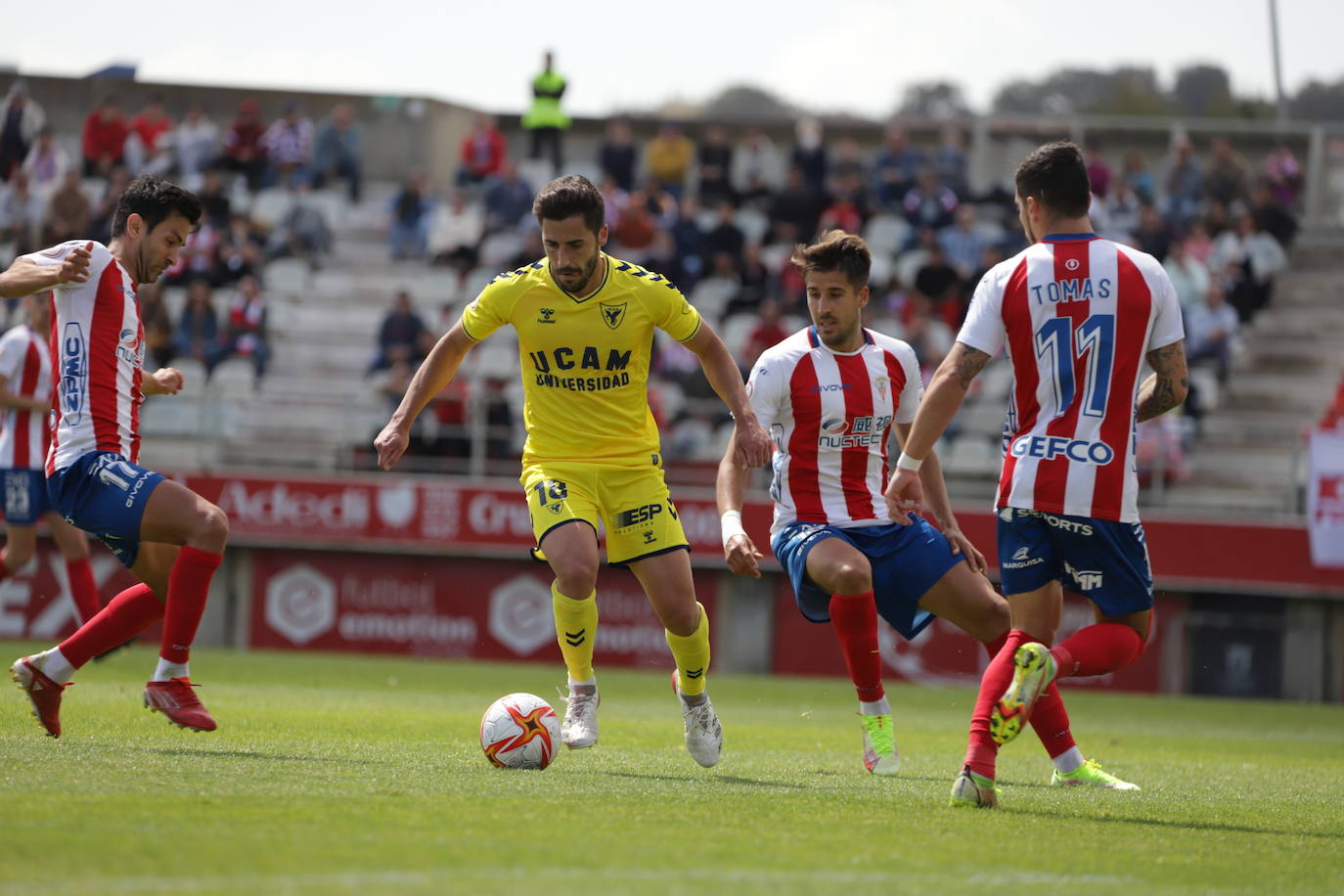 Fotos: El empate del UCAM frente al Algeciras, en imágenes