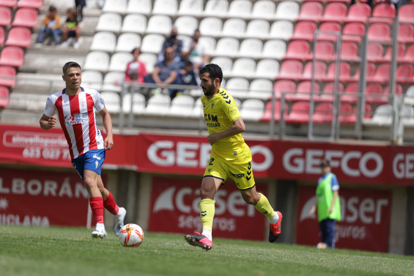 Fotos: El empate del UCAM frente al Algeciras, en imágenes