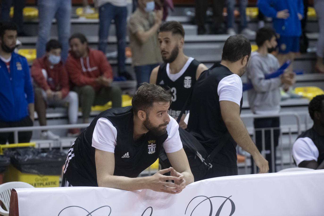 Fotos: La victoria del CB Cartagena frente al Basket Navarra, en imágenes