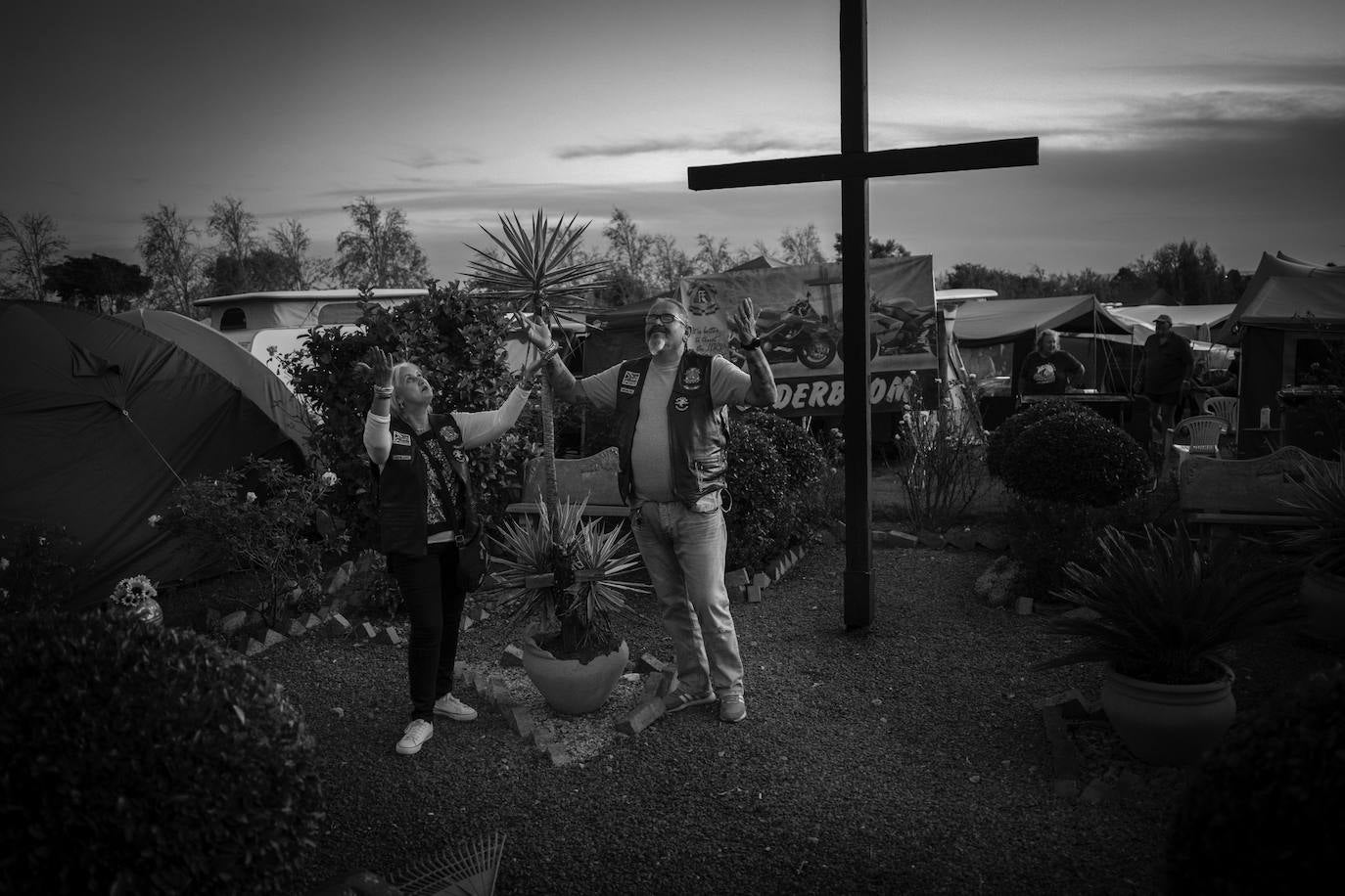 Fotos: Moteros y cristianos