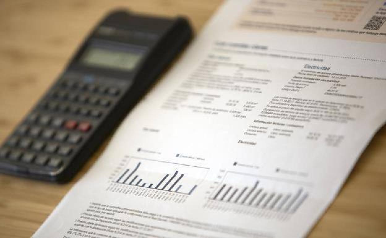 Precio de la luz: estas son las horas más caras y más baratas del 28 de abril