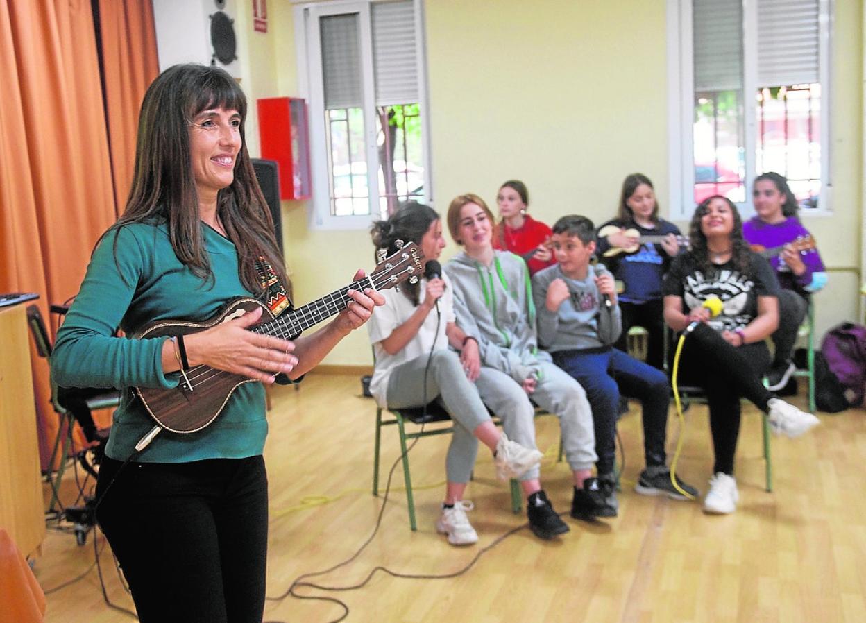Cientos de jóvenes participan en Musiqueando