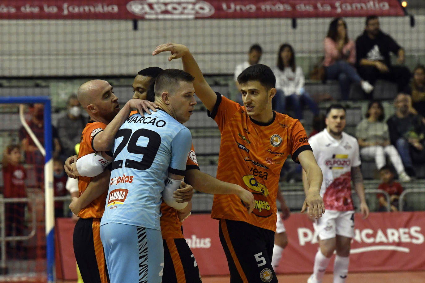 Fotos: El empate de ElPozo contra el Ribera Navarra, en imágenes