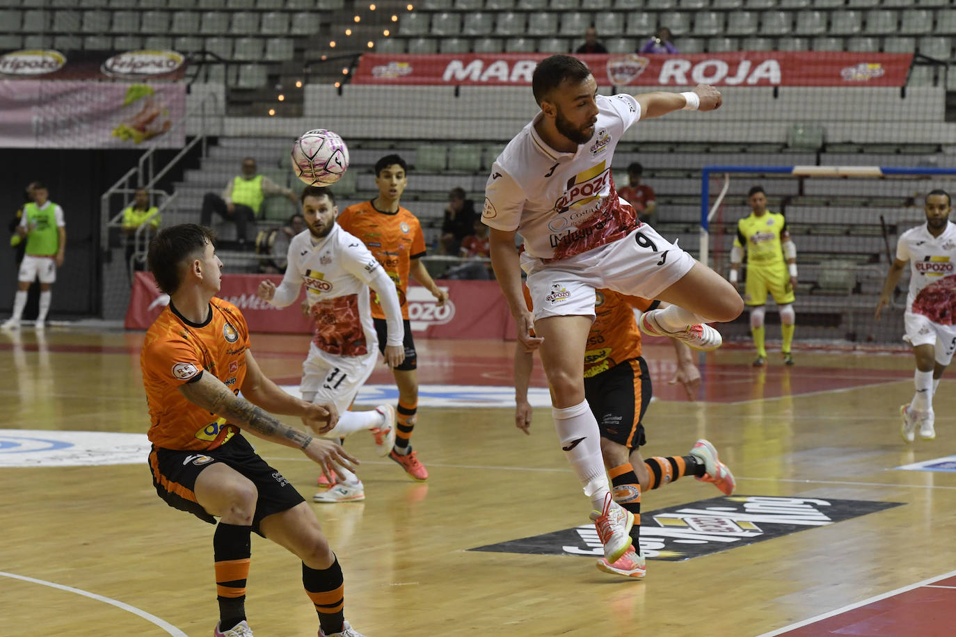 Fotos: El empate de ElPozo contra el Ribera Navarra, en imágenes