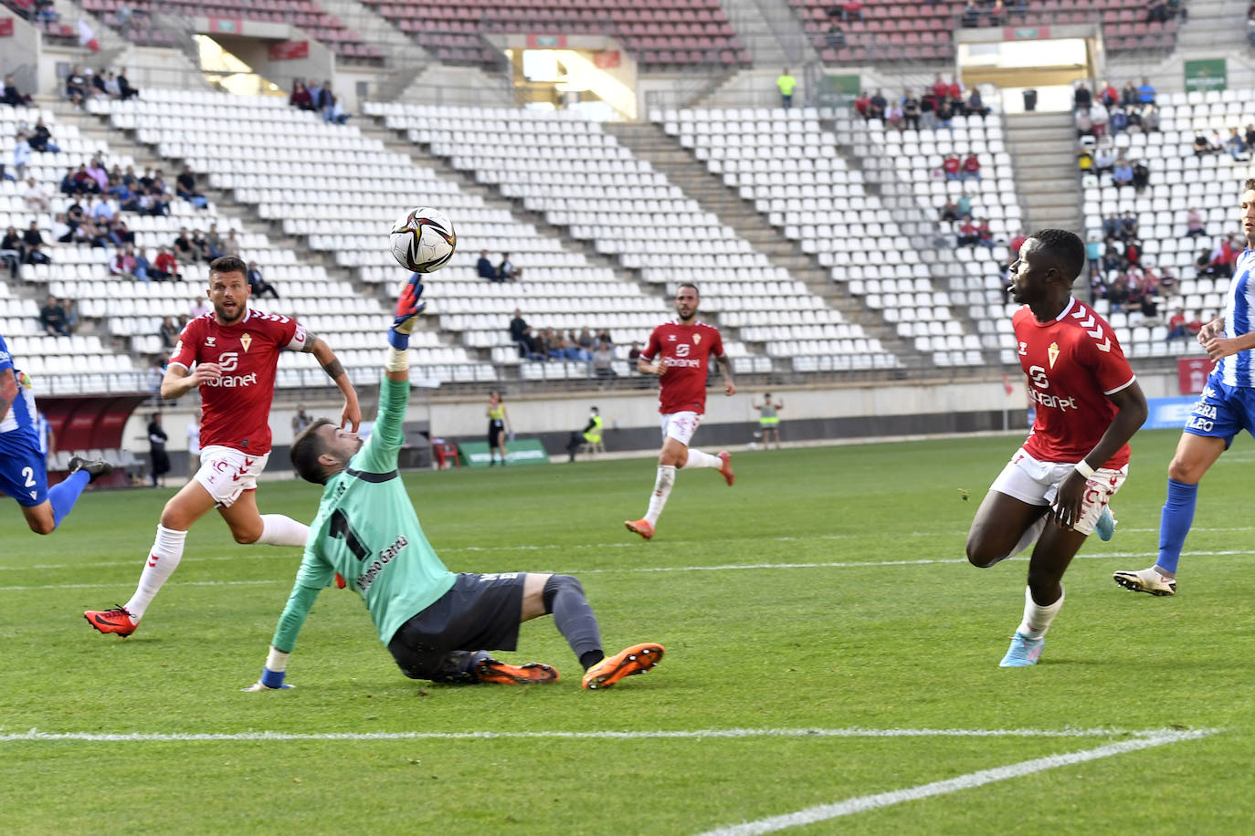 Fotos: La victoria del Real Murcia frente al Águilas, en imágenes