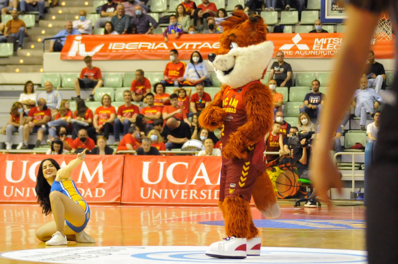 Fotos: El UCAM vuelve a los puestos de &#039;playoff&#039;