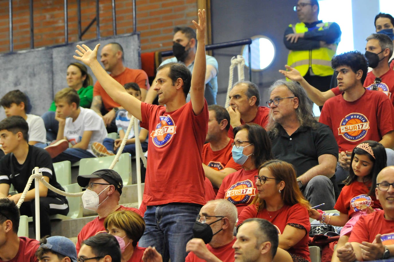 Fotos: El UCAM vuelve a los puestos de &#039;playoff&#039;