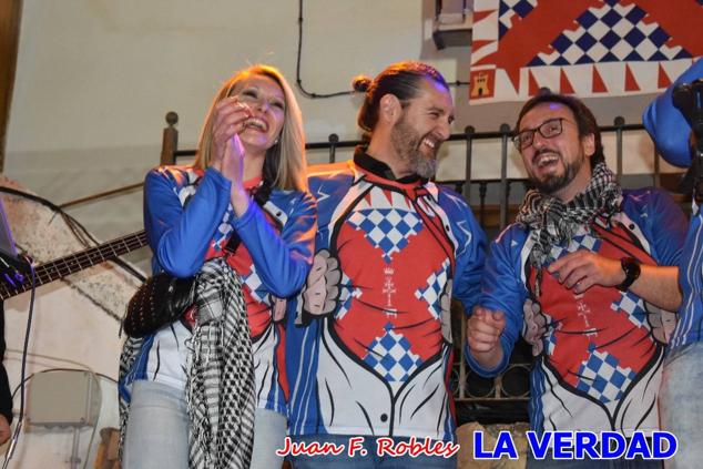 La peña «Los Mataos» logró por tercera vez alzarse con el primer premio del Concurso de la Noche de las Migas en la categoría de peñas; entre los grupos de vecinos del Hoyo, el primer puesto fue la peña «La Cruz». 
