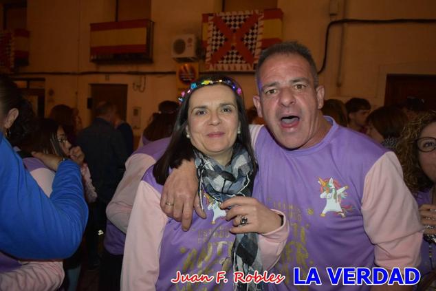 La peña «Los Mataos» logró por tercera vez alzarse con el primer premio del Concurso de la Noche de las Migas en la categoría de peñas; entre los grupos de vecinos del Hoyo, el primer puesto fue la peña «La Cruz». 