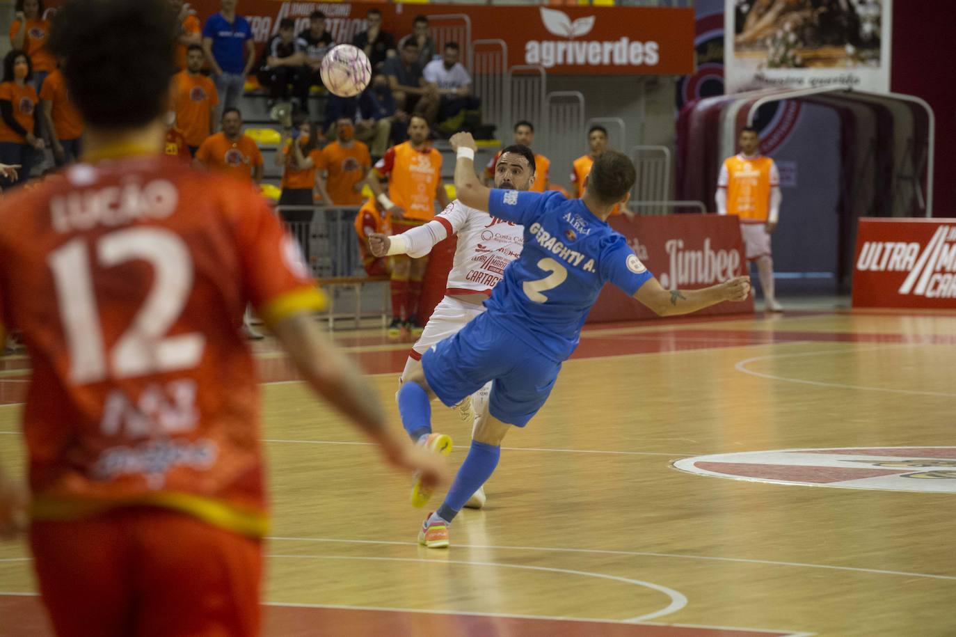 Fotos: Jimbee-Valdepeñas (2-0)