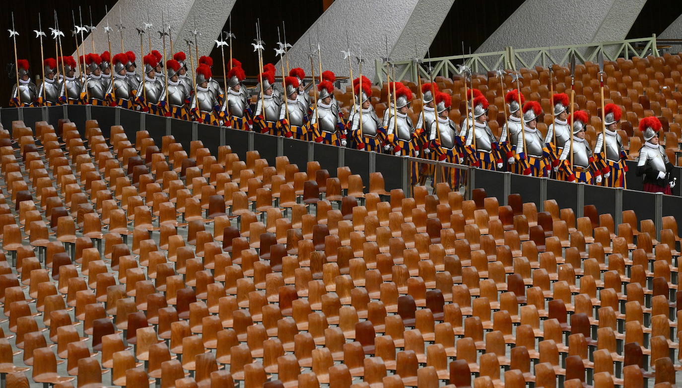 Fotos: Ceremonia de juramento de los guardias suizos papales