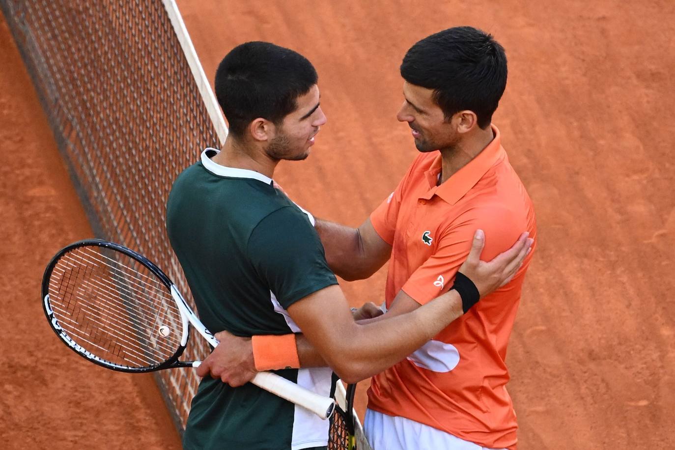 Fotos: La victoria de Carlos Alcaraz ante Novak Djokovic en el Masters de Madrid, en imágenes