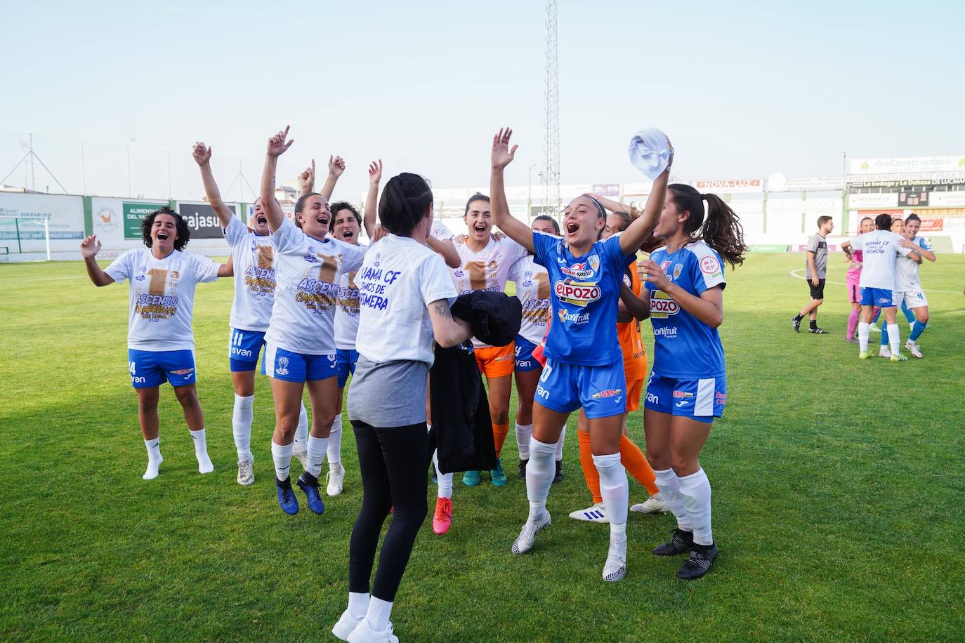 Fotos: La celebración del ascenso del Alhama a Primera, en imágenes