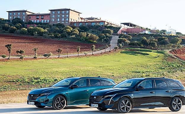 Peugeot apuesta por vender en 2030 turismos únicamente eléctricos
