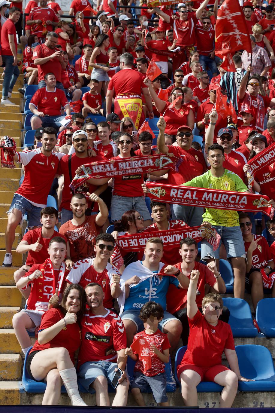 Fotos: La afición grana en la grada del Rico Pérez
