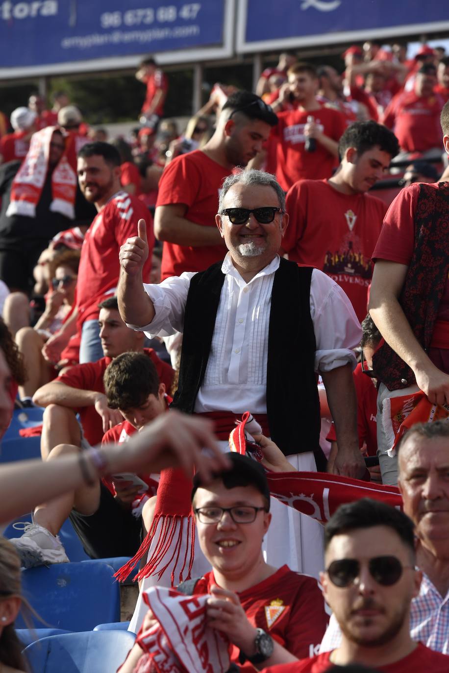 Fotos: La afición grana en la grada del Rico Pérez