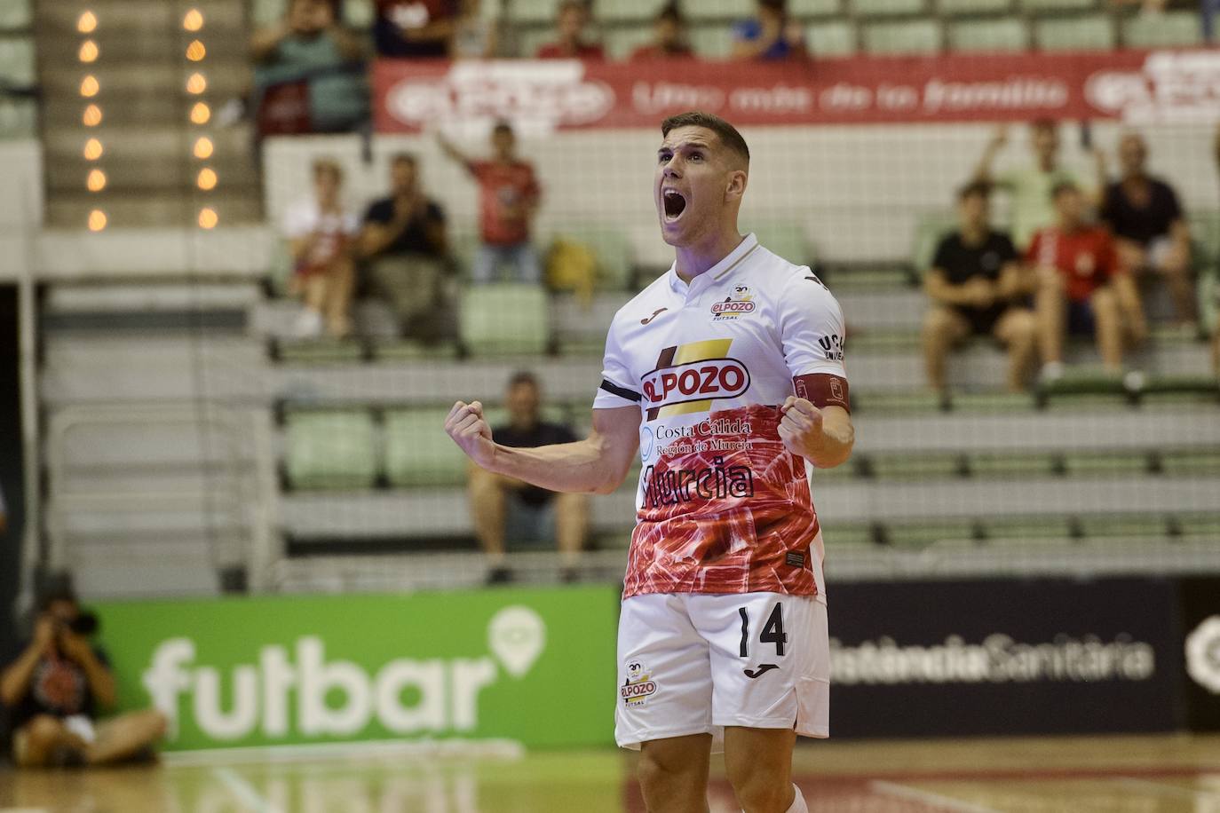 Fotos: El Barça deja muy tocado a ElPozo (1-3)