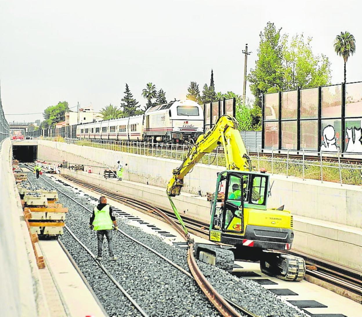 Obras del AVE a su llegada a la ciudad de Murcia. 