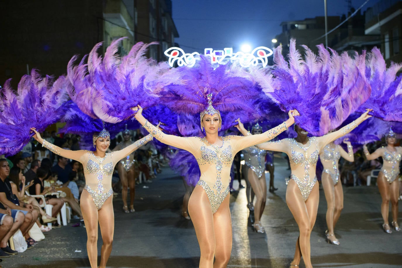 Fotos: El carnaval salda al fin su deuda festiva con Beniaján