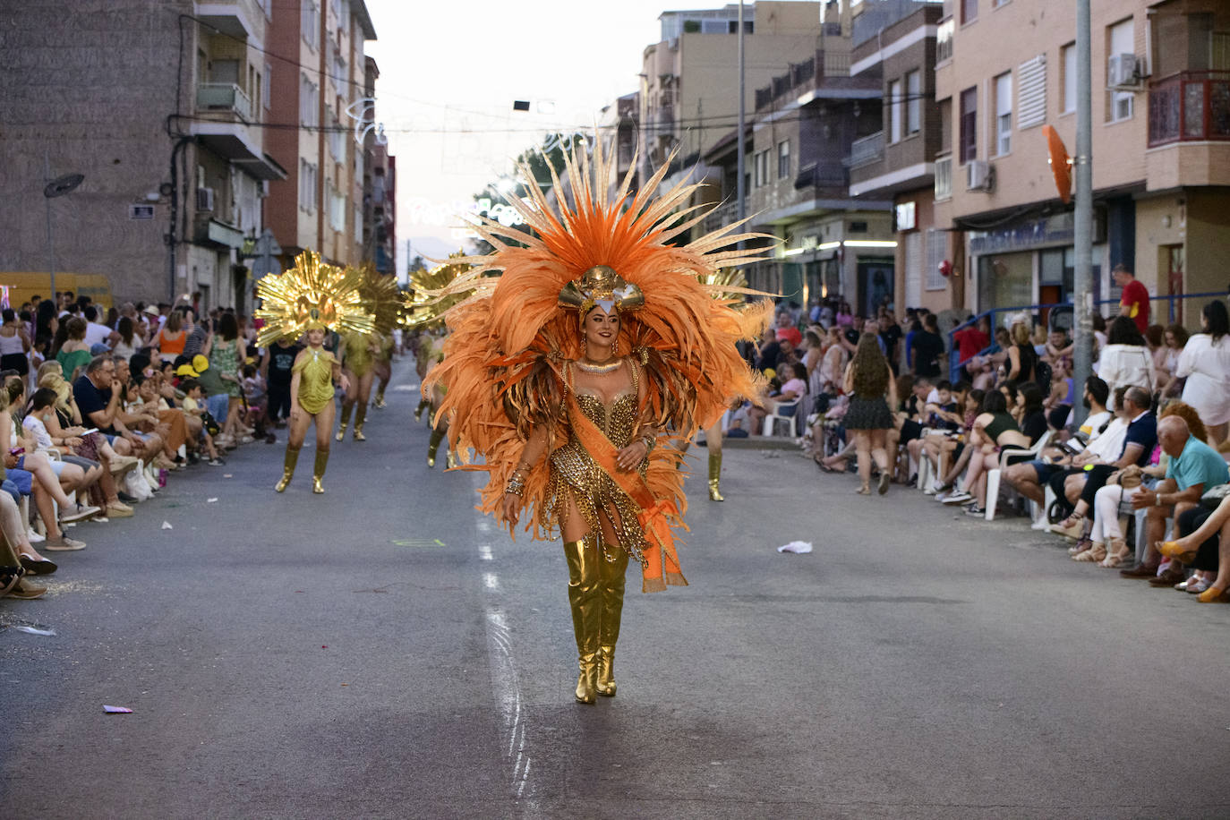 Fotos: El carnaval salda al fin su deuda festiva con Beniaján