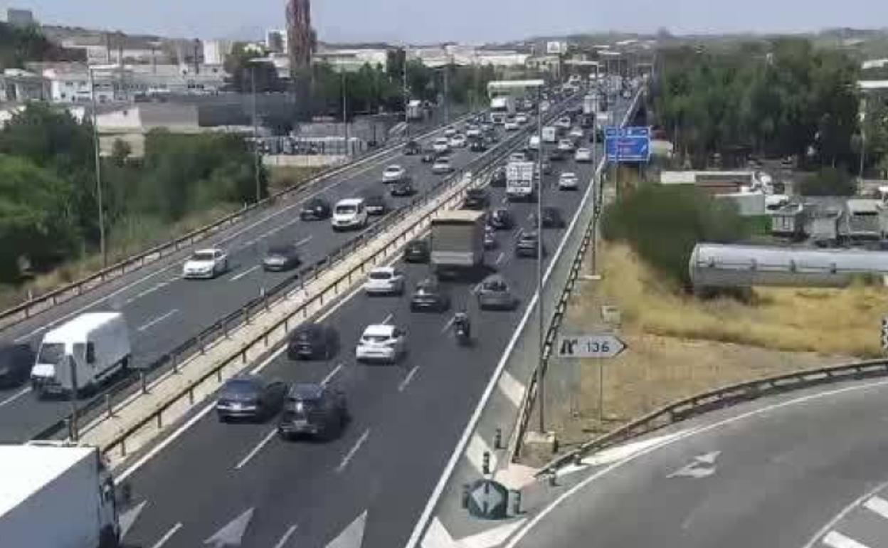 Estado del tráfico en la A-7 a su paso por Murcia, este viernes.