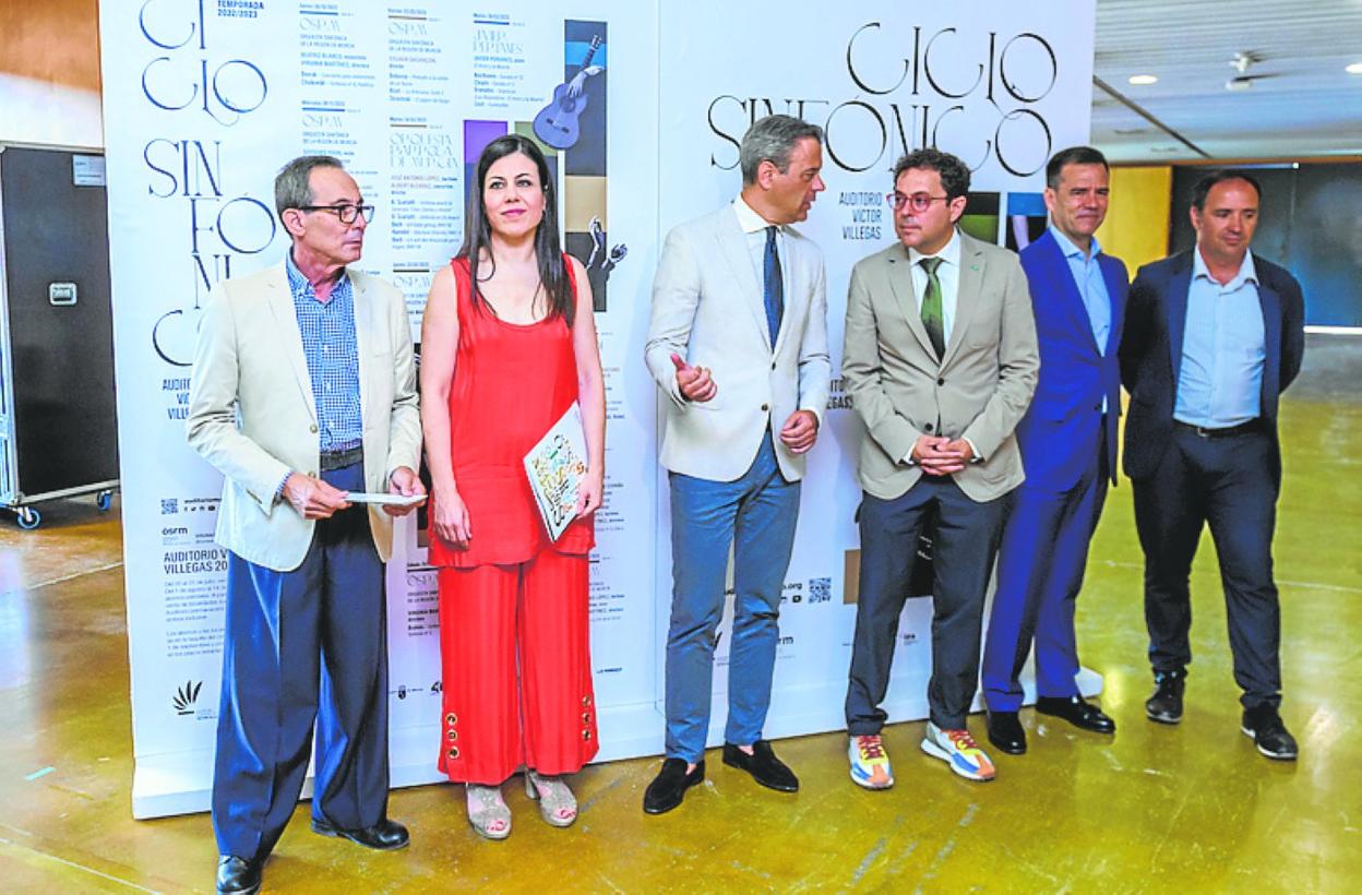 José Francisco Burgos, Virginia Martínez, Marcos Ortuño, Manuel Cebrián (ICA), Carlos López Portland (director de Negocio de LA VERDAD) y Carlos M. Blázquez (administrador general de la OSRM). 