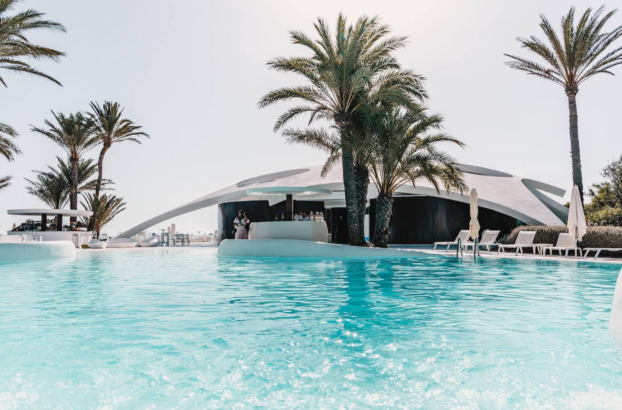 Collados Beach, un oasis de sabor a orillas del Mediterráneo