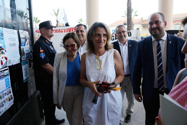 Fotos: La visita de la ministra Ribera al Mar Menor, en imágenes