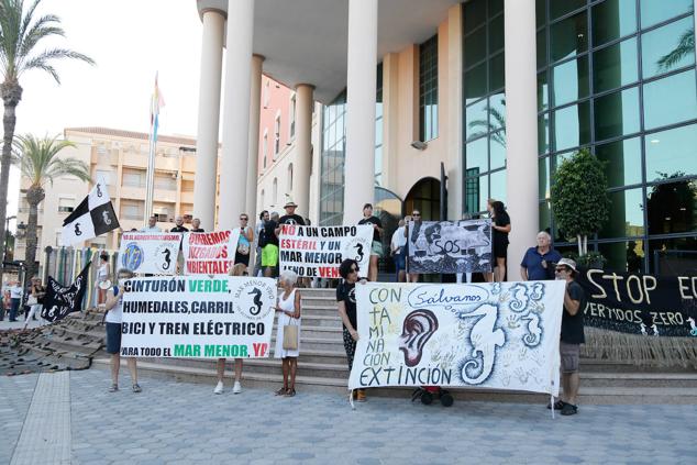 Fotos: La visita de la ministra Ribera al Mar Menor, en imágenes