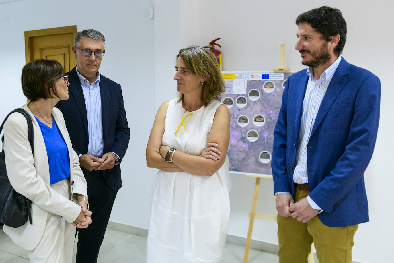 Fotos: La visita de López Miras y Ribera a la Oficina del Mar Menor de Murcia, en imágenes